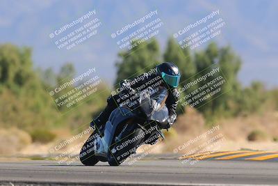 media/Nov-06-2022-SoCal Trackdays (Sun) [[208d2ccc26]]/Turn 7 Set 1 (1050am)/